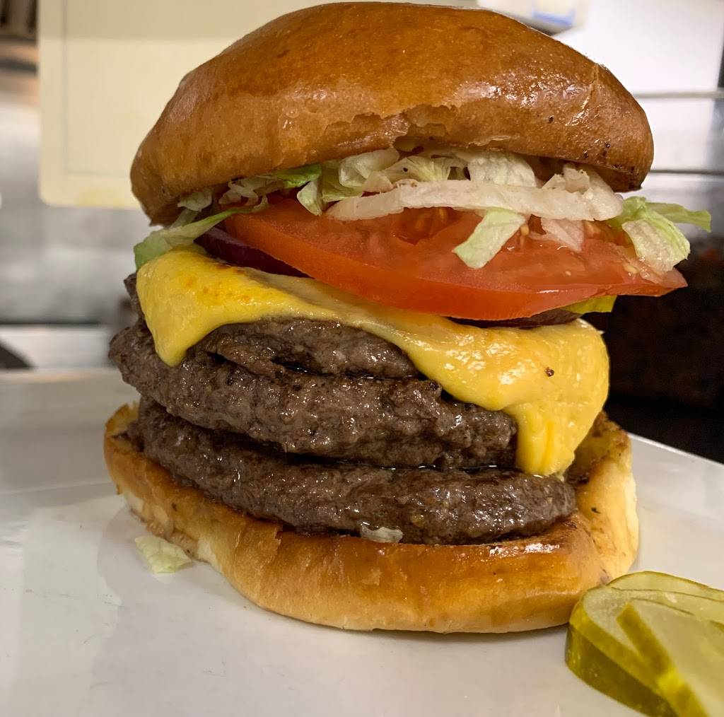 State Road Provisions | restaurant | 2983 S State St, Harbor Springs, MI 49740, USA | 2315267605 OR +1 231-526-7605