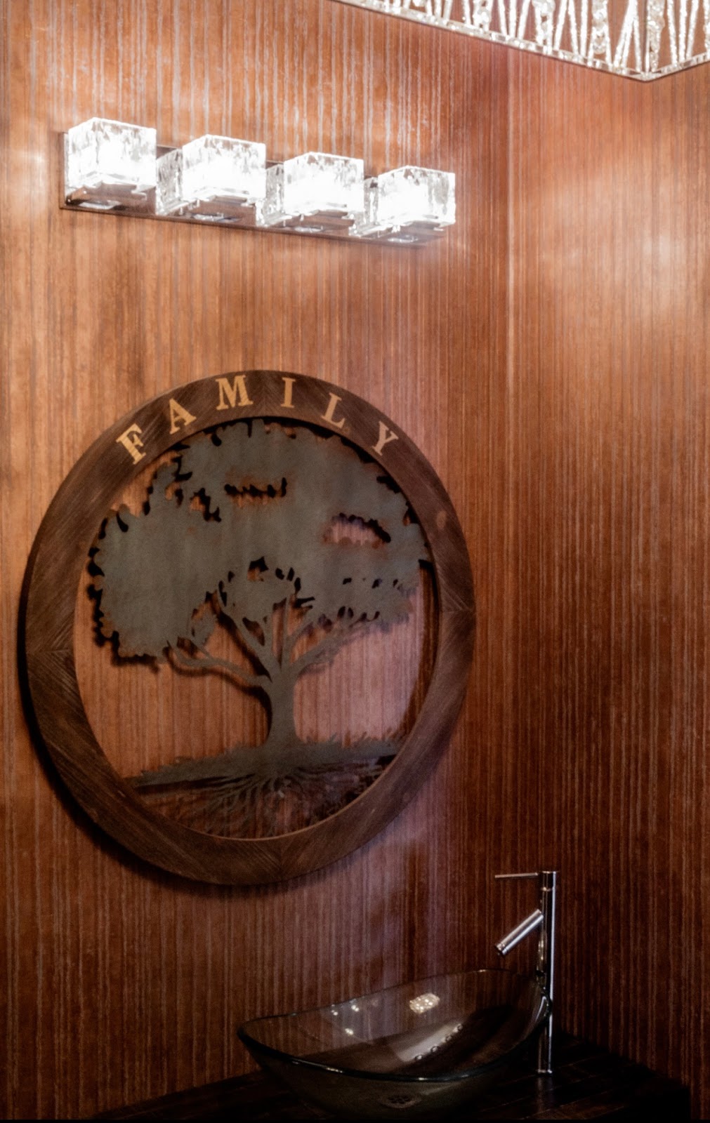 Rumors King Of The Sea | restaurant | 4938 N Broad St, Philadelphia, PA 19141, USA | 2156217383 OR +1 215-621-7383