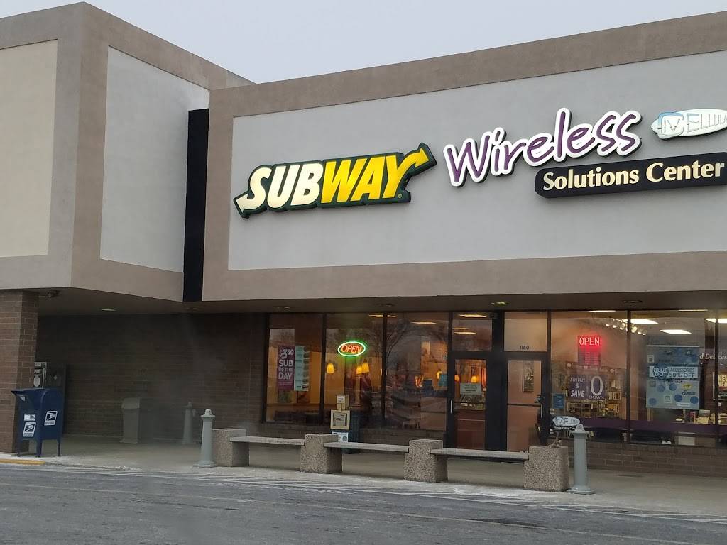 Subway Restaurants | restaurant | 1296 N Kinzie Ave, Bradley, IL 60915, USA | 8159393331 OR +1 815-939-3331