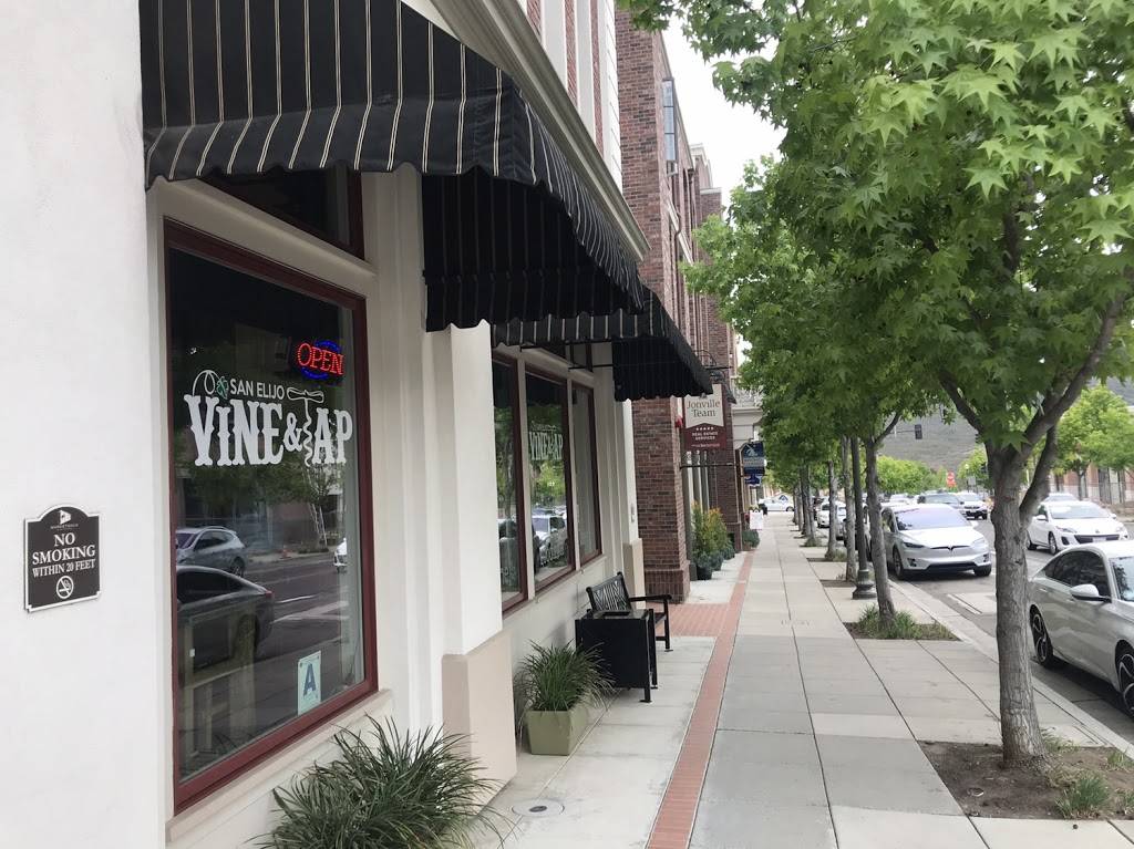 San Elijo Vine & Tap | restaurant | 110 1231 Elfin Forest Rd, San Marcos, CA 92078, USA | 7607989804 OR +1 760-798-9804
