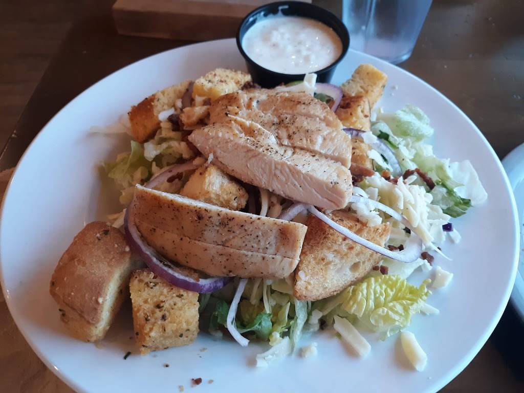 Primanti Bros. | restaurant | 43335 Crescent Blvd, Novi, MI 48375, USA | 2483444852 OR +1 248-344-4852