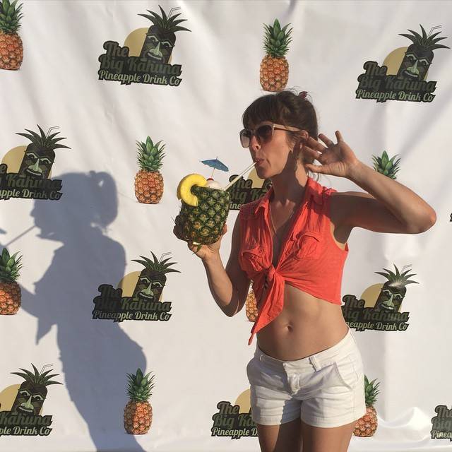 Big Kahuna Pineapple Drink Company LLC | restaurant | 11871 Lake Ave #9, Lakewood, OH 44107, USA | 2164540424 OR +1 216-454-0424