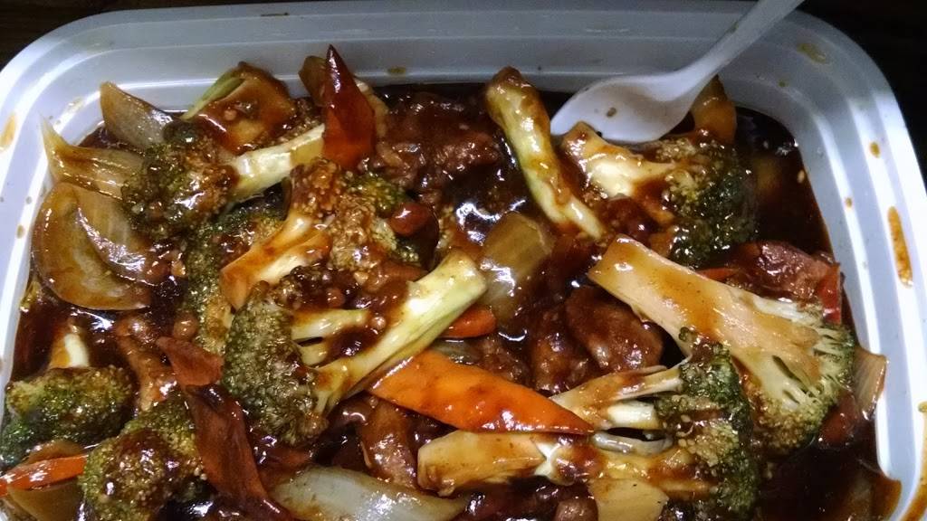 Chens Garden | restaurant | 3912 W North Ave, Chicago, IL 60647, USA | 7732525599 OR +1 773-252-5599