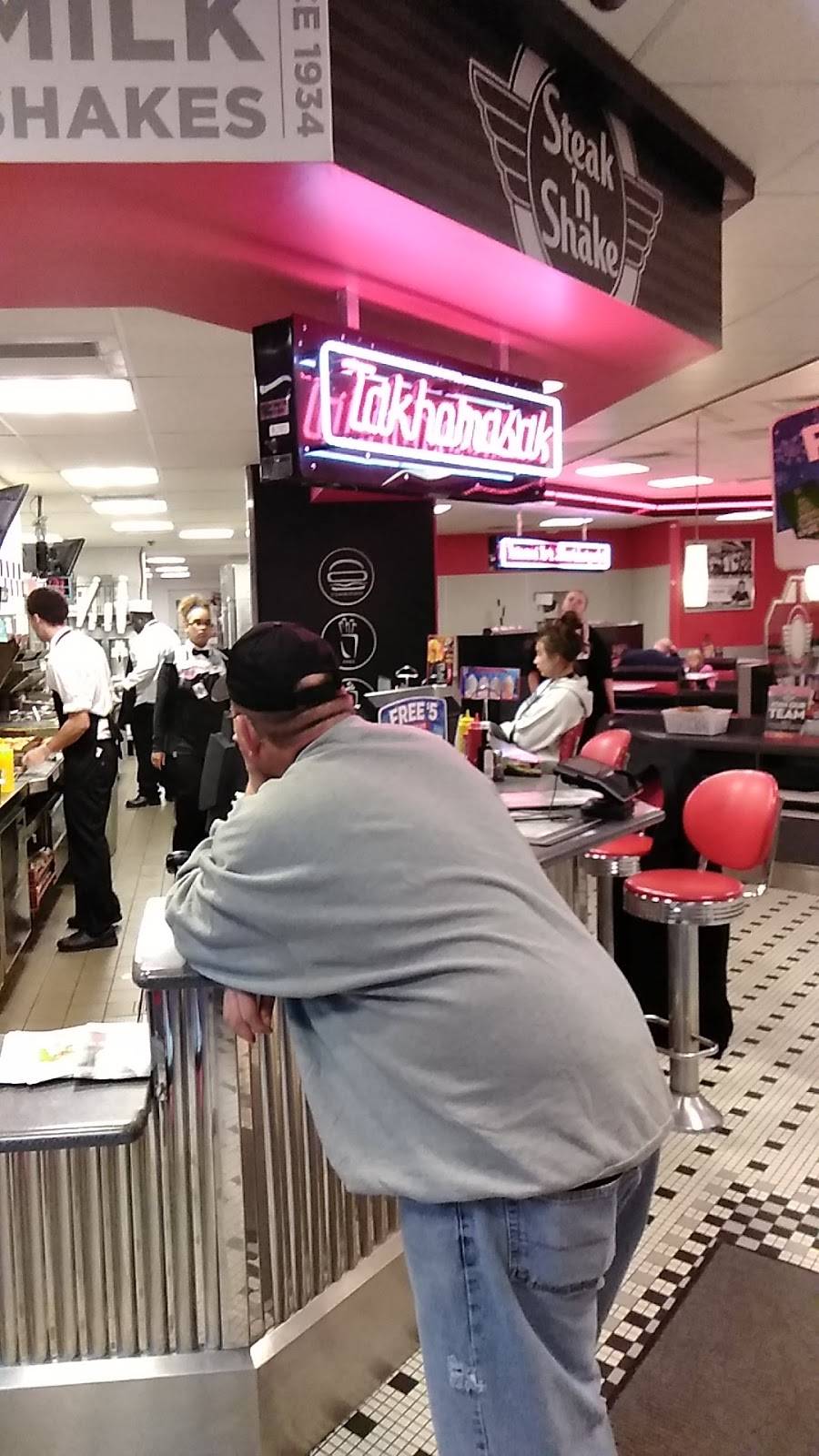 Steak n Shake | restaurant | 1330 E Pershing Rd, Decatur, IL 62526, USA | 2178773231 OR +1 217-877-3231