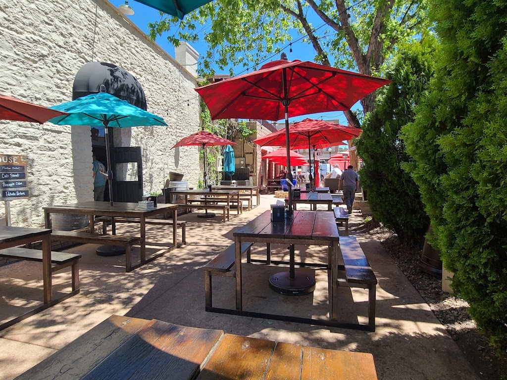 Station 66 | restaurant | 144 W Historic Rte 66, Williams, AZ 86046, USA | 9286355329 OR +1 928-635-5329