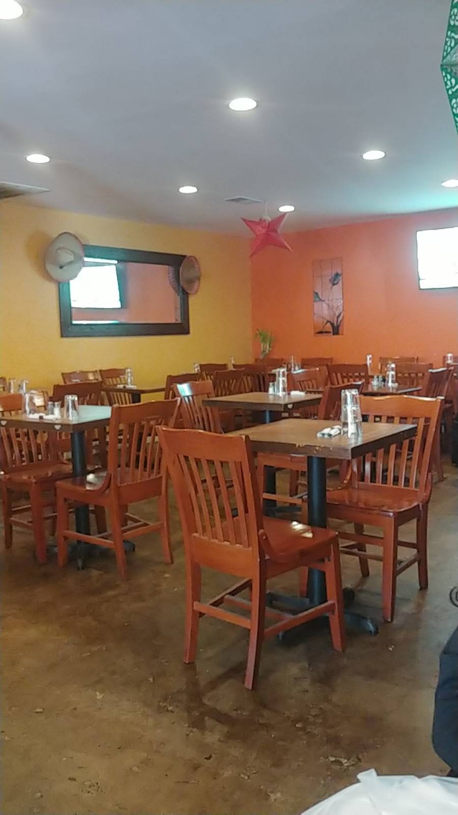 Dulcinea Bar and Grill | restaurant | 9103 Gaither Rd, Gaithersburg, MD 20877, USA | 2408014965 OR +1 240-801-4965