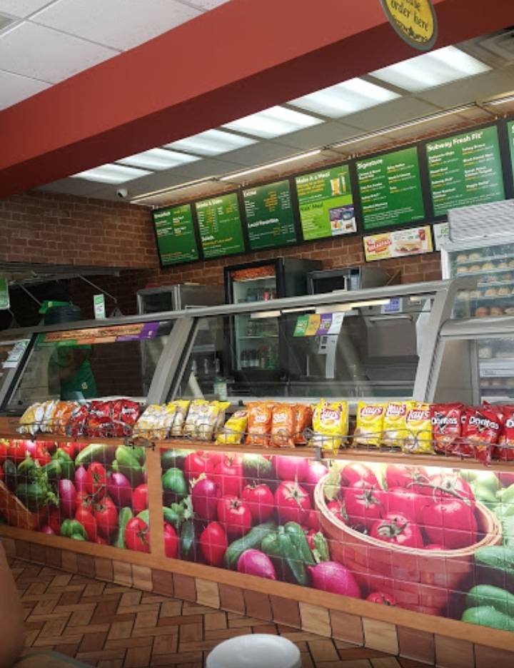 Subway | restaurant | 156 S US Hwy 17 92, Longwood, FL 32750, USA | 4073392795 OR +1 407-339-2795