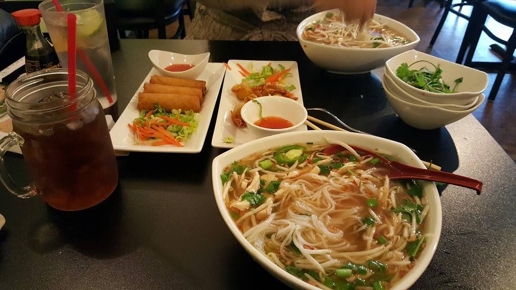 iPho | restaurant | 1400 Standiford Ave #7, Modesto, CA 95350, USA | 2095291423 OR +1 209-529-1423