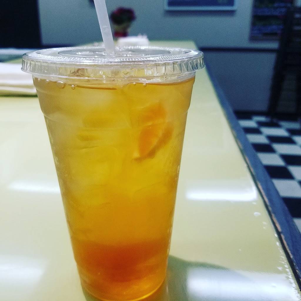 The Salty Pickle | restaurant | 276 Coalinga Plaza, Coalinga, CA 93210, USA | 5598218078 OR +1 559-821-8078