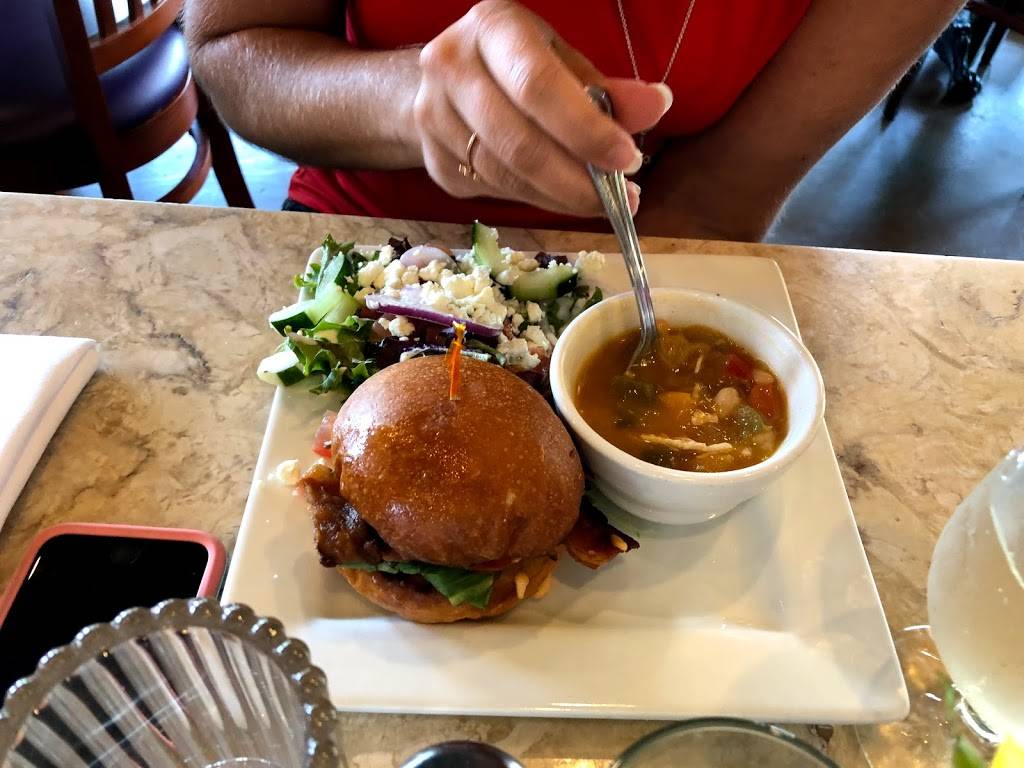 Cyranos Cafe | restaurant | 603 E Lockwood Ave, Webster Groves, MO 63119, USA | 3149633232 OR +1 314-963-3232