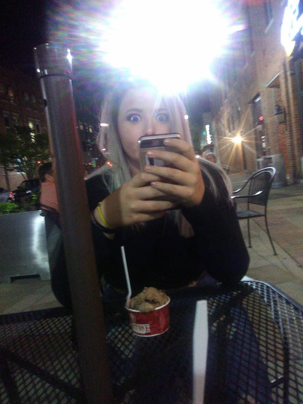 Coldstone Creamery | restaurant | 112 Allen St, Owensboro, KY 42303, USA | 2706846183 OR +1 270-684-6183