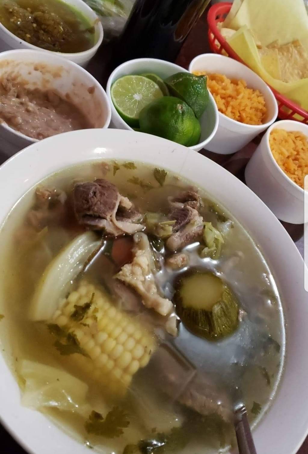 Los Forasteros Mexican Restaurant | restaurant | 826 Bridge Blvd SW, Albuquerque, NM 87105, USA | 5058775550 OR +1 505-877-5550