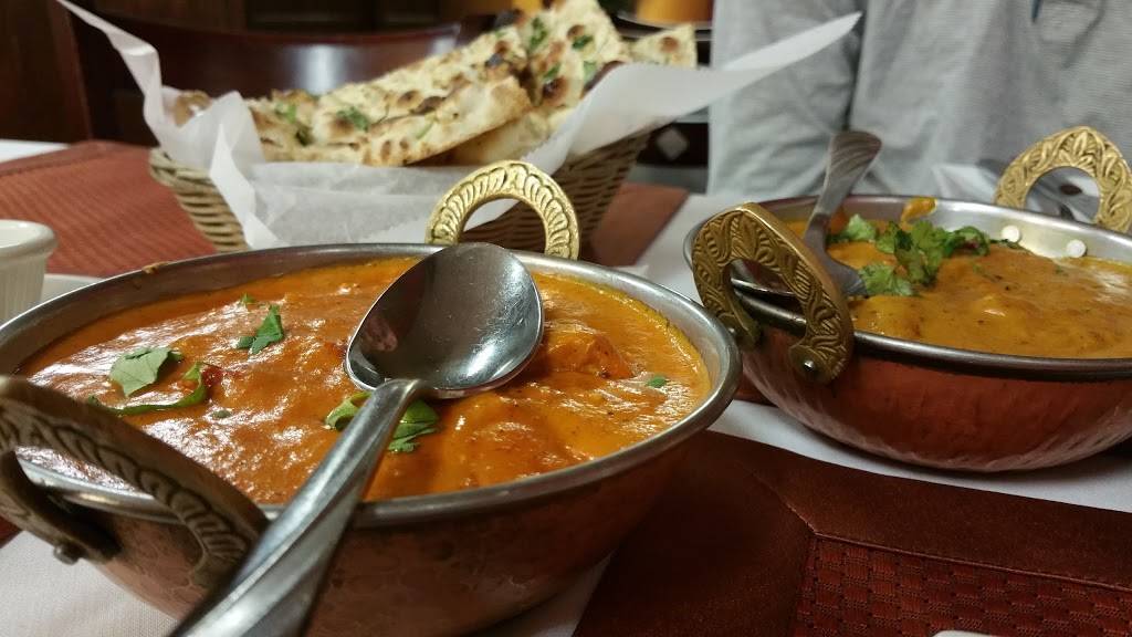 Sakoon Indian Fusion Restaurant | restaurant | 3105 St Paul St B, Baltimore, MD 21218, USA | 4102351004 OR +1 410-235-1004