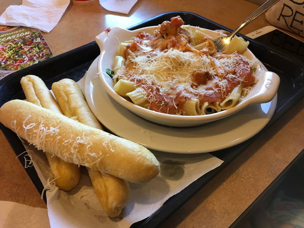 Fazolis | restaurant | 2915 Scottsville Rd, Bowling Green, KY 42104, USA | 2707963934 OR +1 270-796-3934