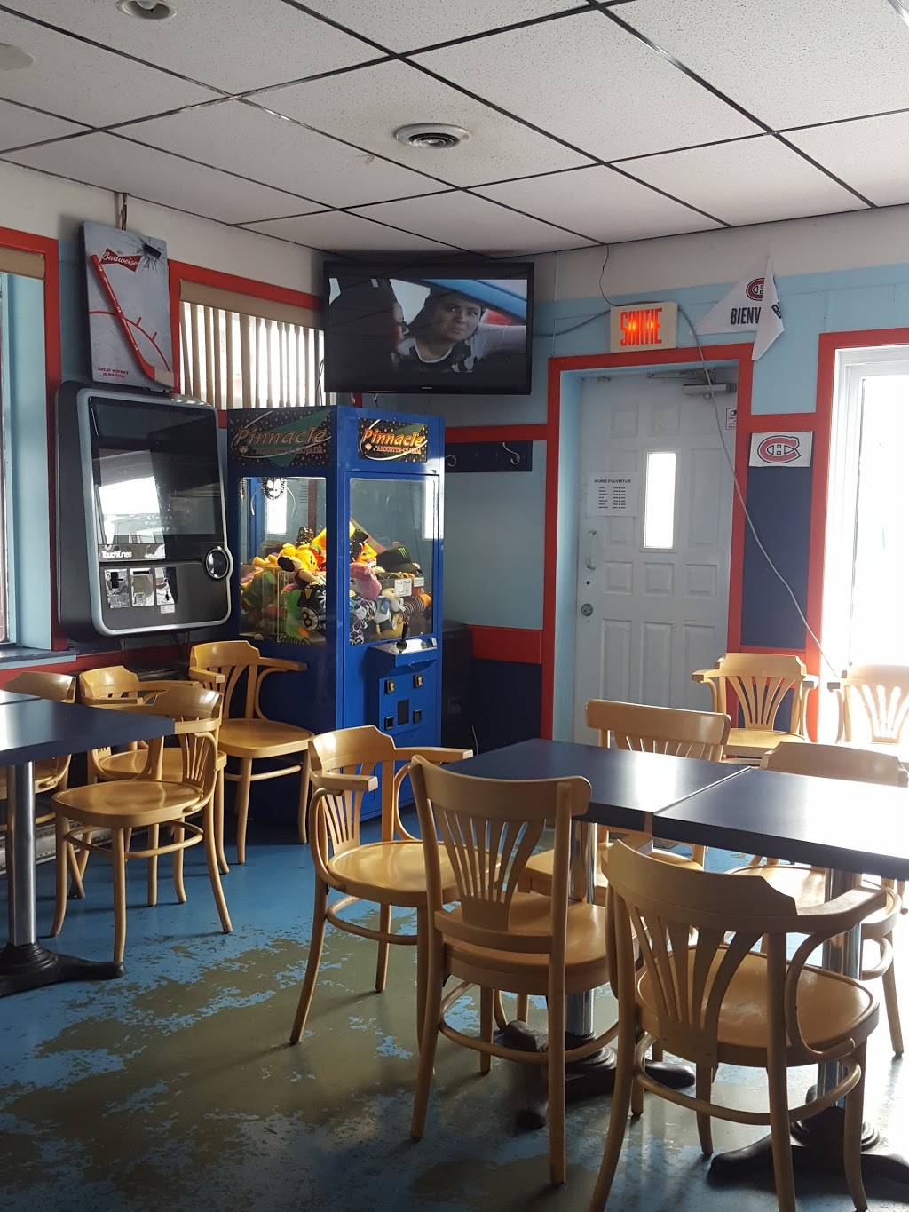 Bistro Douville Inc | night club | 820, av Chambly, Saint-Hyacinthe, QC J2S 6V7, Canada | 4507739169 OR +1 450-773-9169