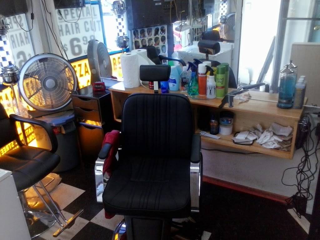 Lucky | restaurant | 4302 National St, Flushing, NY 11368, USA | 7188989885 OR +1 718-898-9885