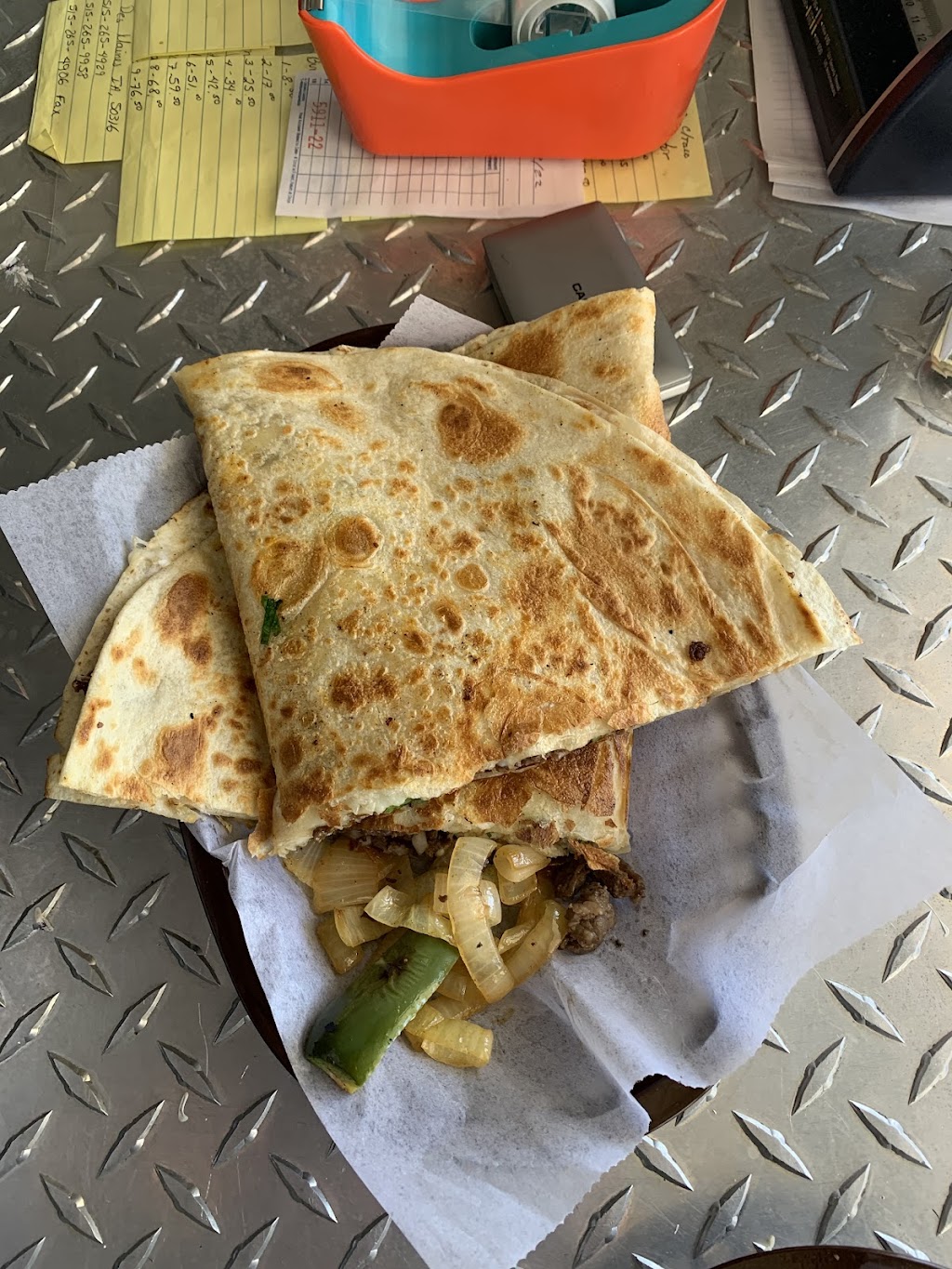 Tacos Zacatecas | restaurant | 2427 E University Ave, Des Moines, IA 50317, USA | 5158649731 OR +1 515-864-9731