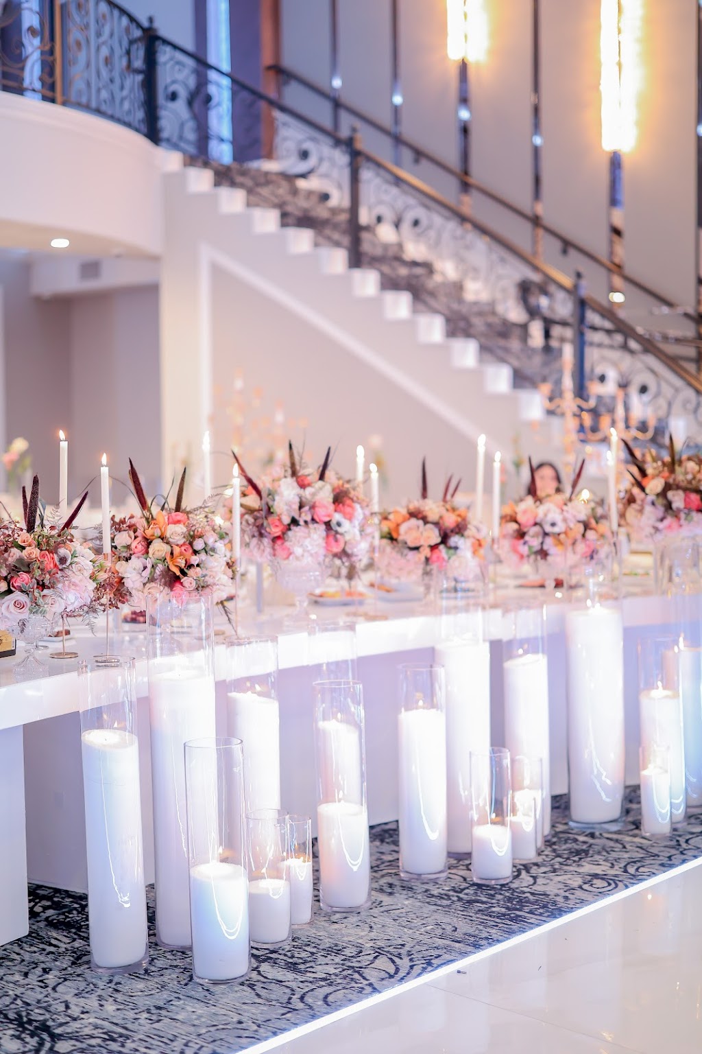 Vatican Banquet Hall | restaurant | 6913 Van Nuys Blvd, Van Nuys, CA 91405, USA | 8187852222 OR +1 818-785-2222