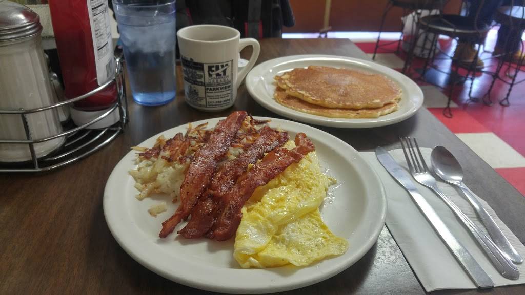 Sams Cafe | restaurant | 115 N Walnut St, Champaign, IL 61820, USA | 2173527102 OR +1 217-352-7102