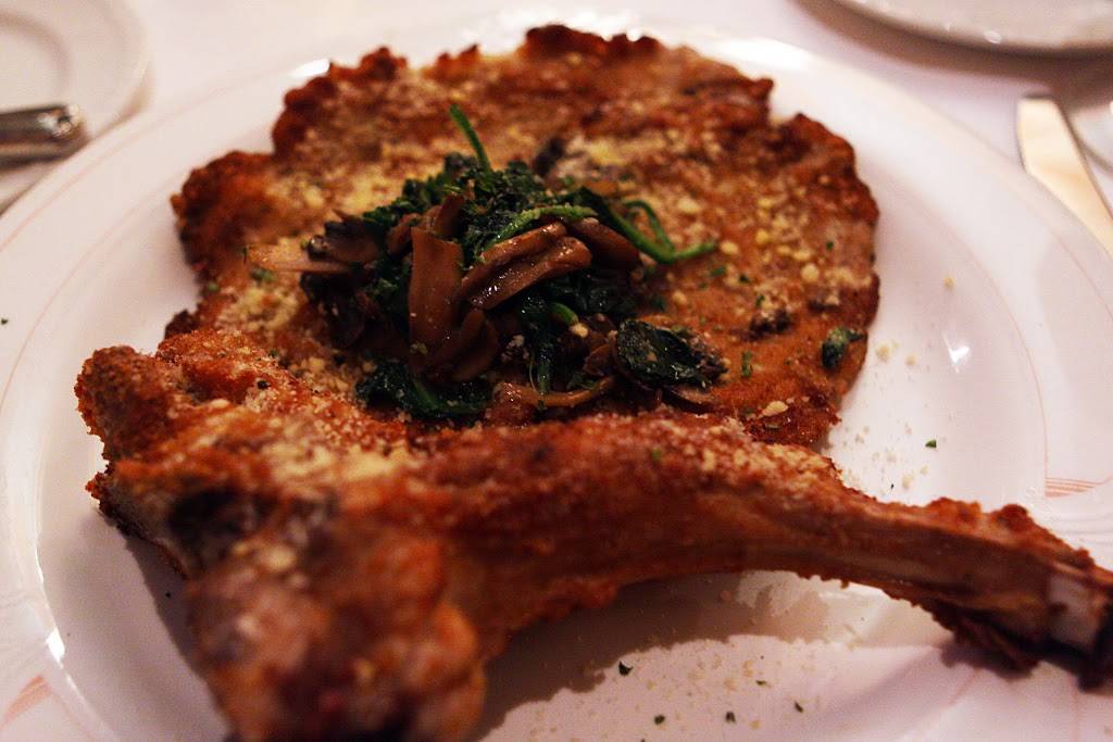 Dominics | restaurant | 5101 Wilson Ave, St. Louis, MO 63110, USA | 3147711632 OR +1 314-771-1632