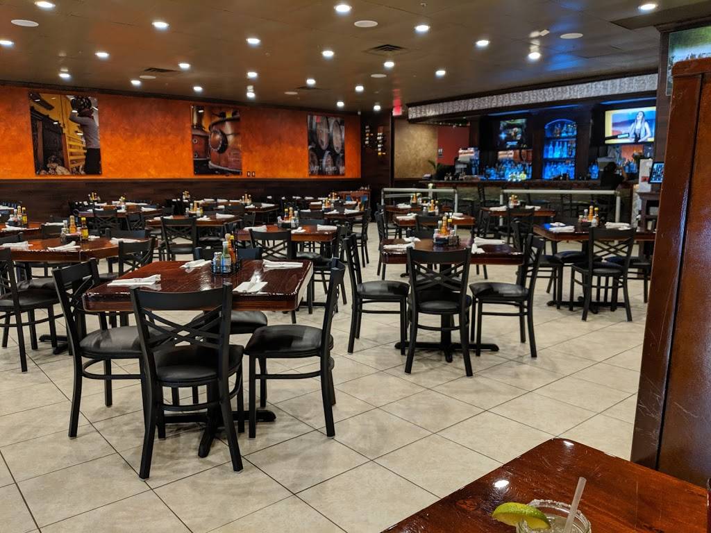 El Meson | restaurant | 6935 Lake Plaza Dr, Indianapolis, IN 46220, USA | 4632062802 OR +1 463-206-2802