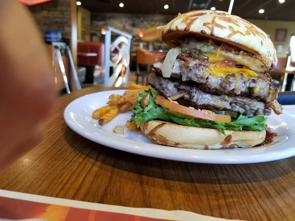 Dennys | restaurant | 440 S Semoran Blvd, Orlando, FL 32807, USA | 4073818408 OR +1 407-381-8408