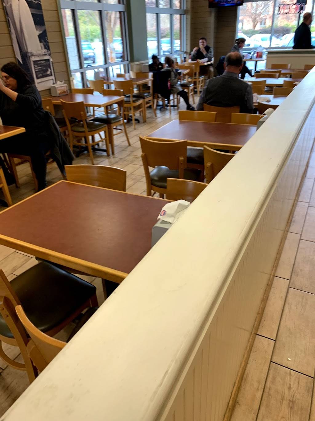 Jersey Mikes Subs | meal takeaway | 2908 Oak Lake Blvd #101, Charlotte, NC 28208, USA | 7043576453 OR +1 704-357-6453