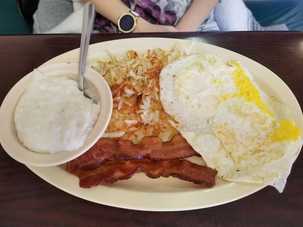 Muddies Diner | restaurant | 1637 N Cocoa Blvd, Cocoa, FL 32922, USA | 3217358864 OR +1 321-735-8864