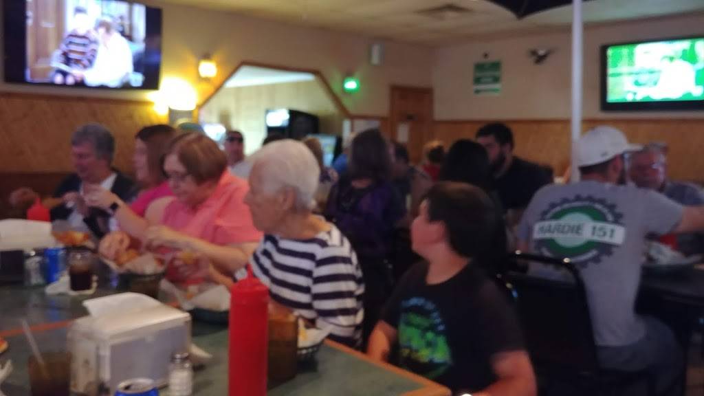 Sip-N-Snack | restaurant | 10 N 4250th Rd, Mendota, IL 61342, USA | 8155397525 OR +1 815-539-7525