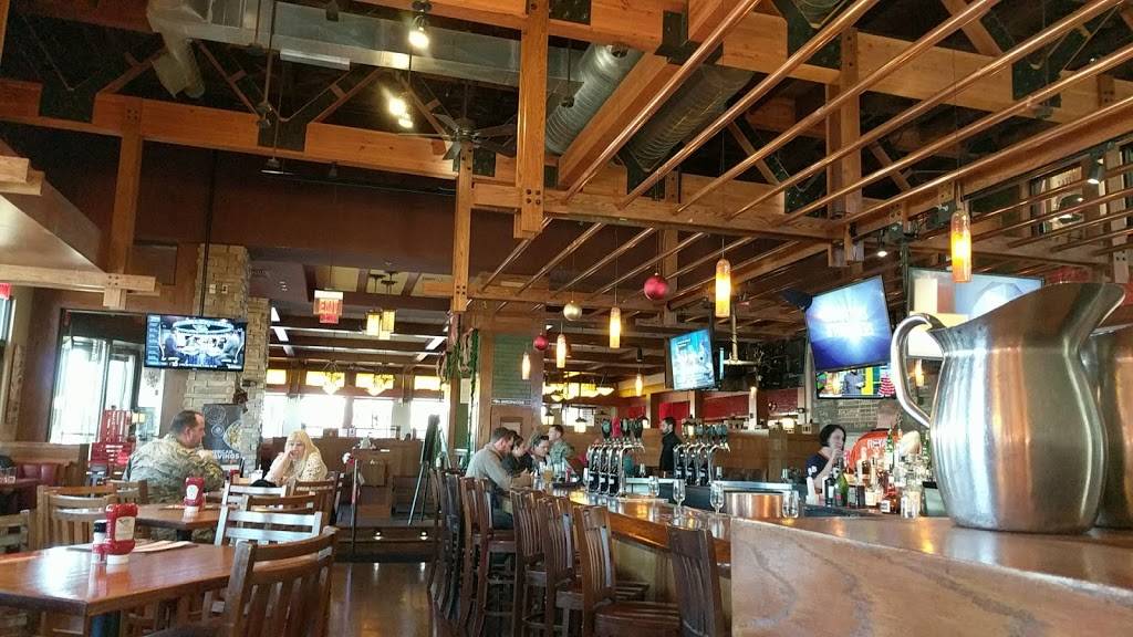 Rock Bottom Restaurant & Brewery | restaurant | 3316 Cinema Point, Colorado Springs, CO 80922, USA | 7195503586 OR +1 719-550-3586