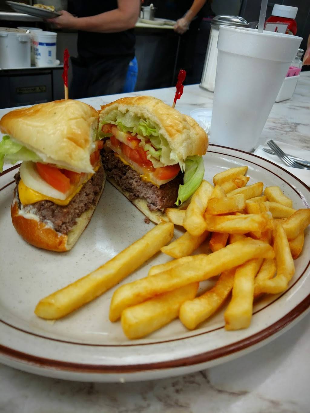 Happys Grill | restaurant | 9229 Lawyers Rd e, Mint Hill, NC 28227, USA | 9802247233 OR +1 980-224-7233