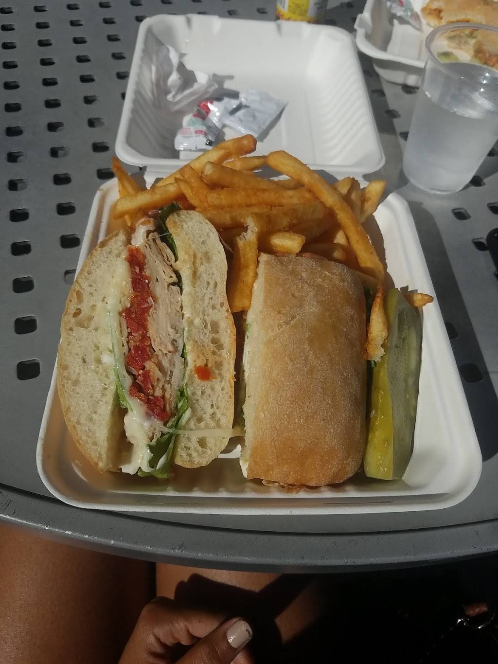 Trimana Grill | restaurant | 909 S Sepulveda Blvd #155, El Segundo, CA 90245, USA | 3107260920 OR +1 310-726-0920