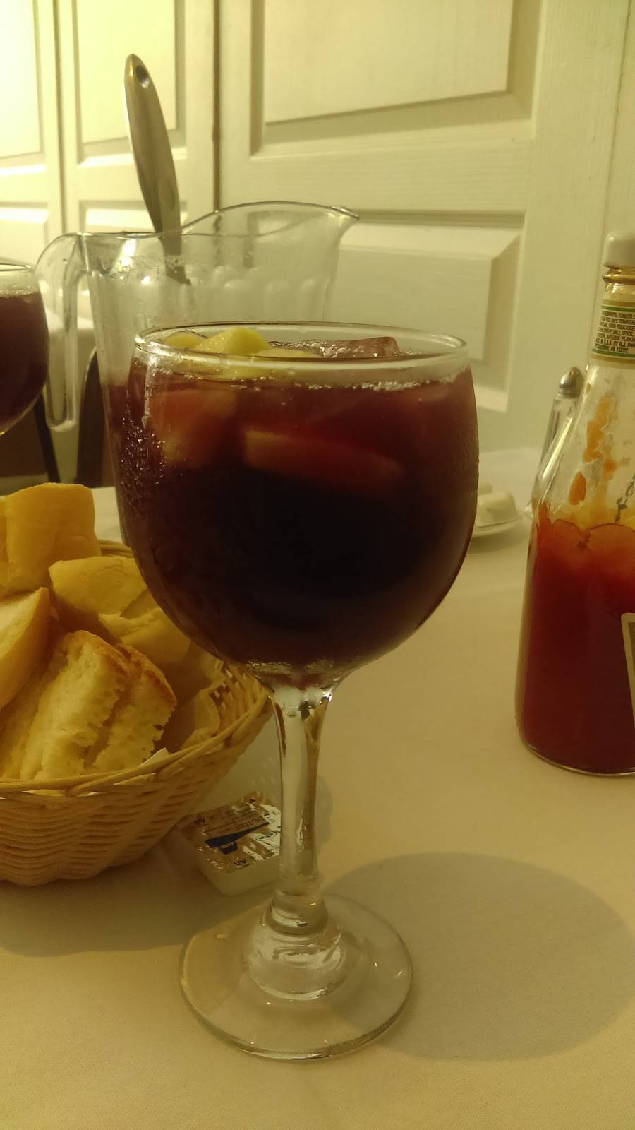 Cafe Europa | restaurant | 1256 Acushnet Ave, New Bedford, MA 02746, USA | 5089971087 OR +1 508-997-1087