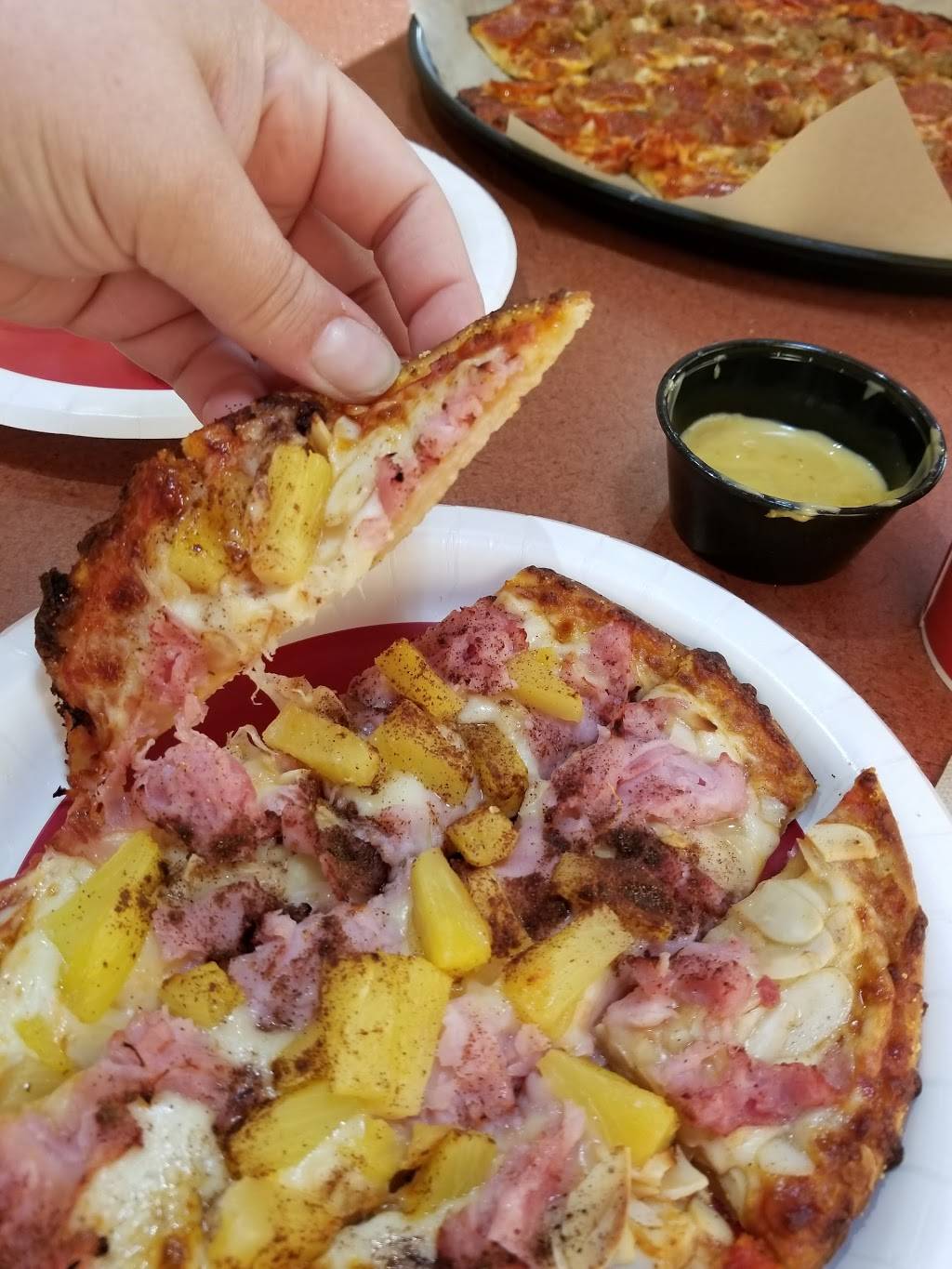 Donatos Pizza | restaurant | 5620 Crawfordsville Road Suite AA, Indianapolis, IN 46224, USA | 3174872880 OR +1 317-487-2880