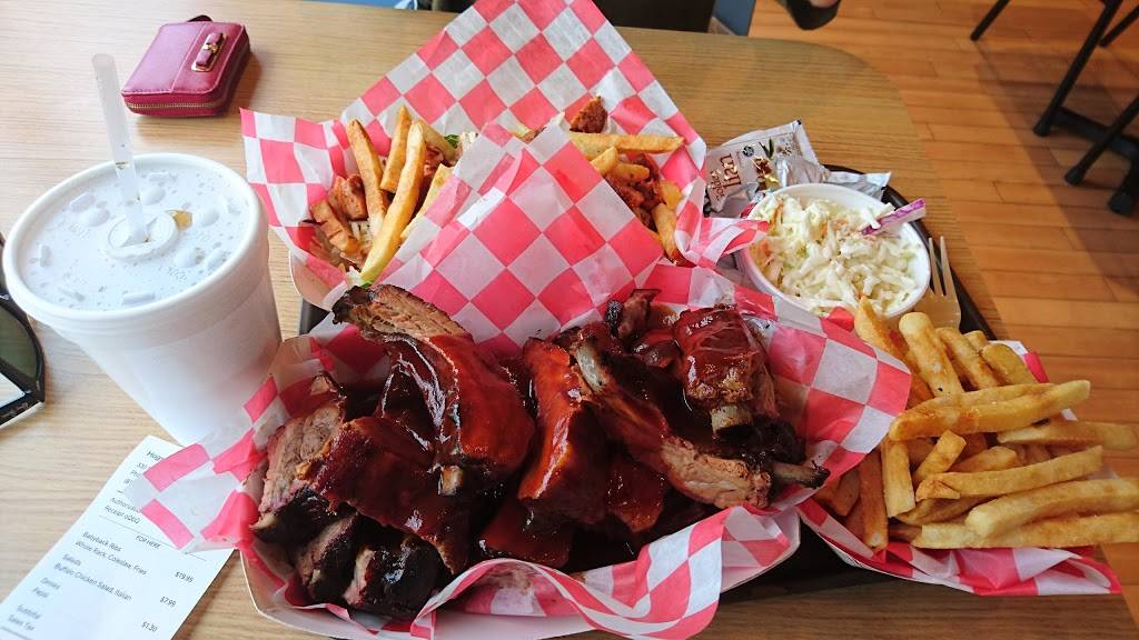 Hogs Galore | restaurant | 330 Enterprise Dr, Philipsburg, PA 16866, USA | 8143427060 OR +1 814-342-7060