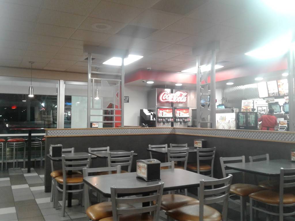 Carls Jr. | restaurant | 15277 Hook Blvd, Victorville, CA 92394, USA | 7609512318 OR +1 760-951-2318