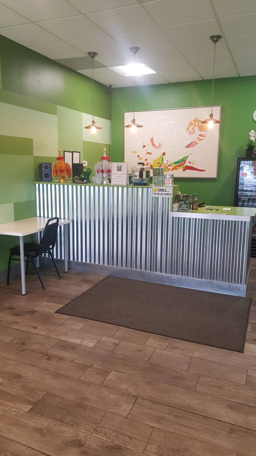 Delicious Thai | restaurant | 3615 W Maple Rd, Bloomfield Hills, MI 48301, USA | 2483851371 OR +1 248-385-1371