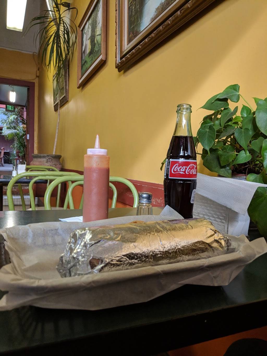 Victors | restaurant | 210 Townsend St, San Francisco, CA 94107, USA | 4154957018 OR +1 415-495-7018