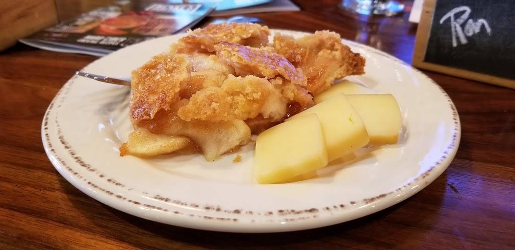 Blakes Tasting Room | restaurant | 17985 Armada Center Rd, Armada, MI 48005, USA | 5867849463 OR +1 586-784-9463