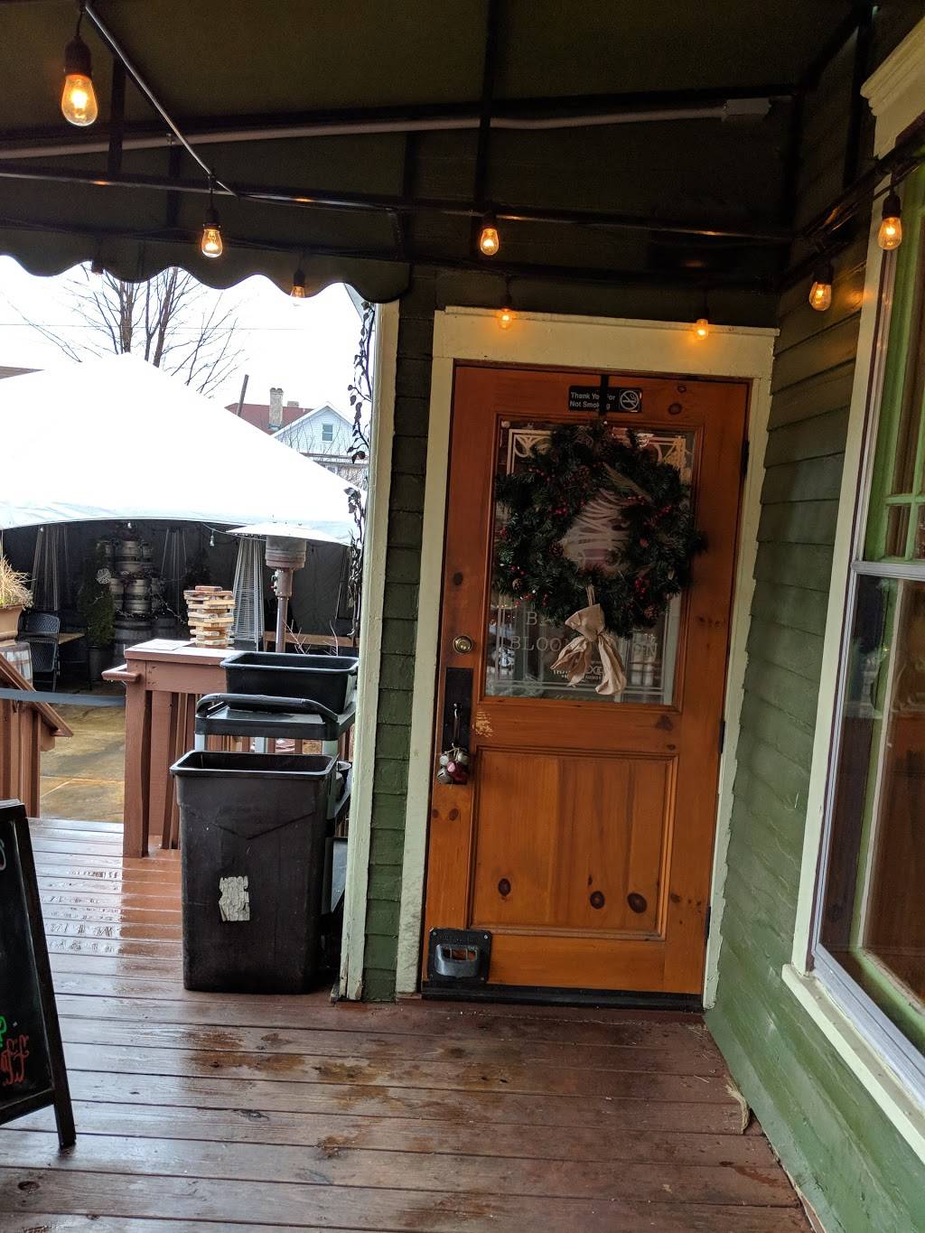 Big Woods Bloomington | restaurant | 116 N Grant St, Bloomington, IN 47408, USA | 8123351821 OR +1 812-335-1821