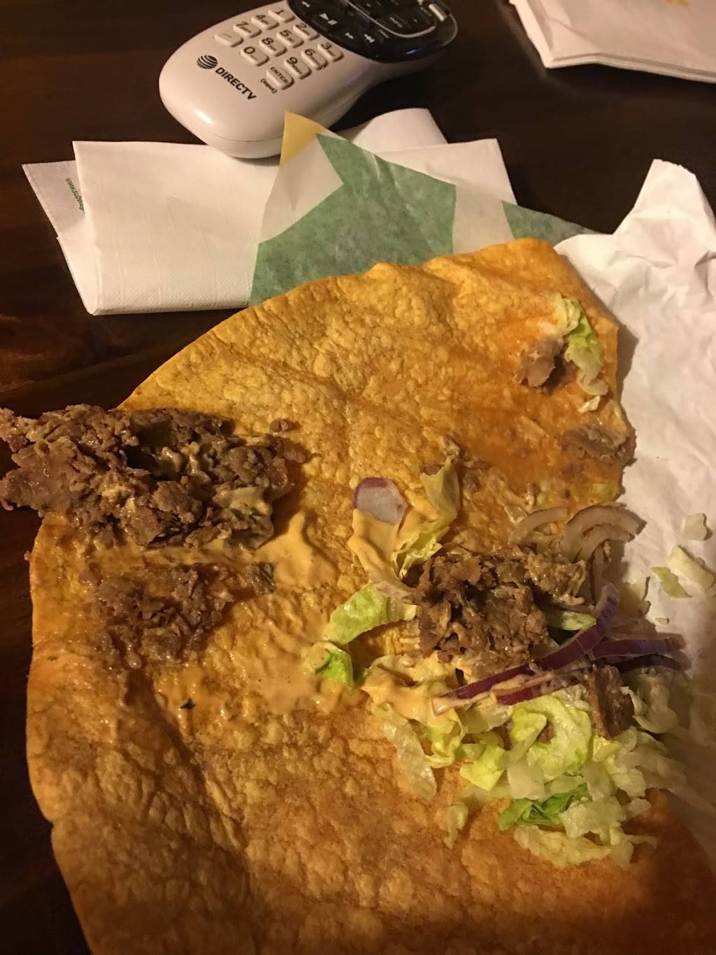 Subway | restaurant | 441 Chelsea St, Sistersville, WV 26175, USA | 3046522405 OR +1 304-652-2405