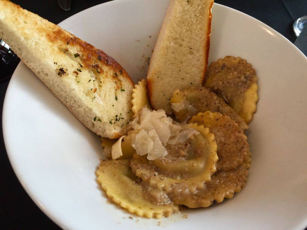 Artisan Grill | restaurant | 269 Dalhousie St, Amherstburg, ON N9V 1X1, Canada | 5197139009 OR +1 519-713-9009