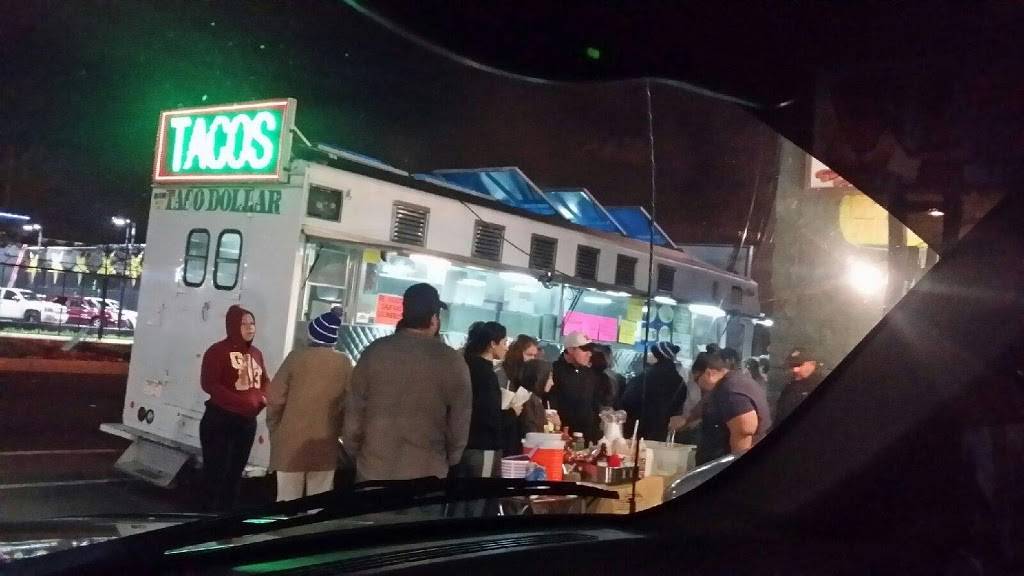 Taco Dollar | restaurant | 10909 Hawthorne Blvd, Inglewood, CA 90304, USA | 3106799161 OR +1 310-679-9161