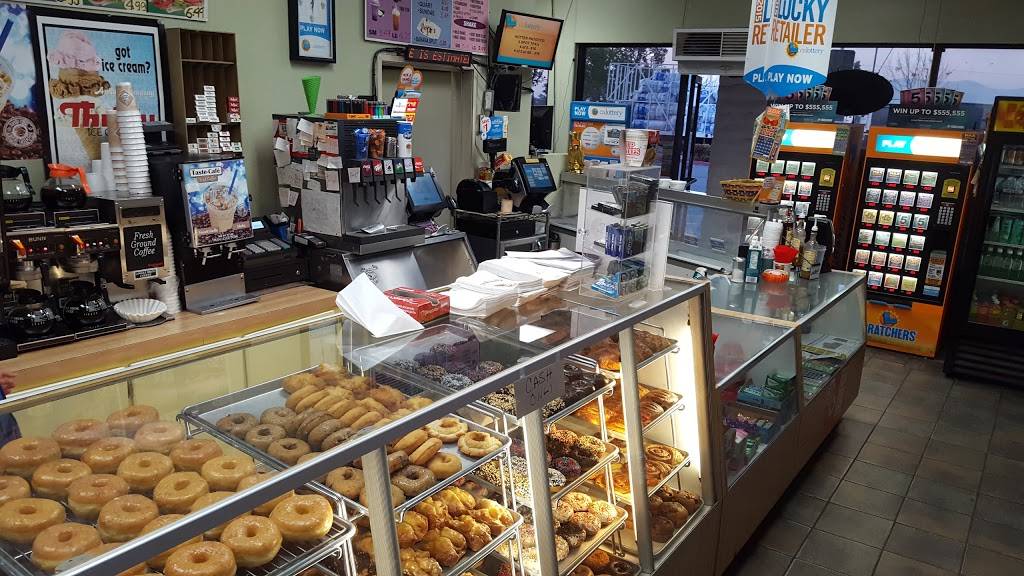 Yum Yum Donuts | cafe | 12819 Mountain Ave # C7, Chino, CA 91710, USA | 9096289037 OR +1 909-628-9037