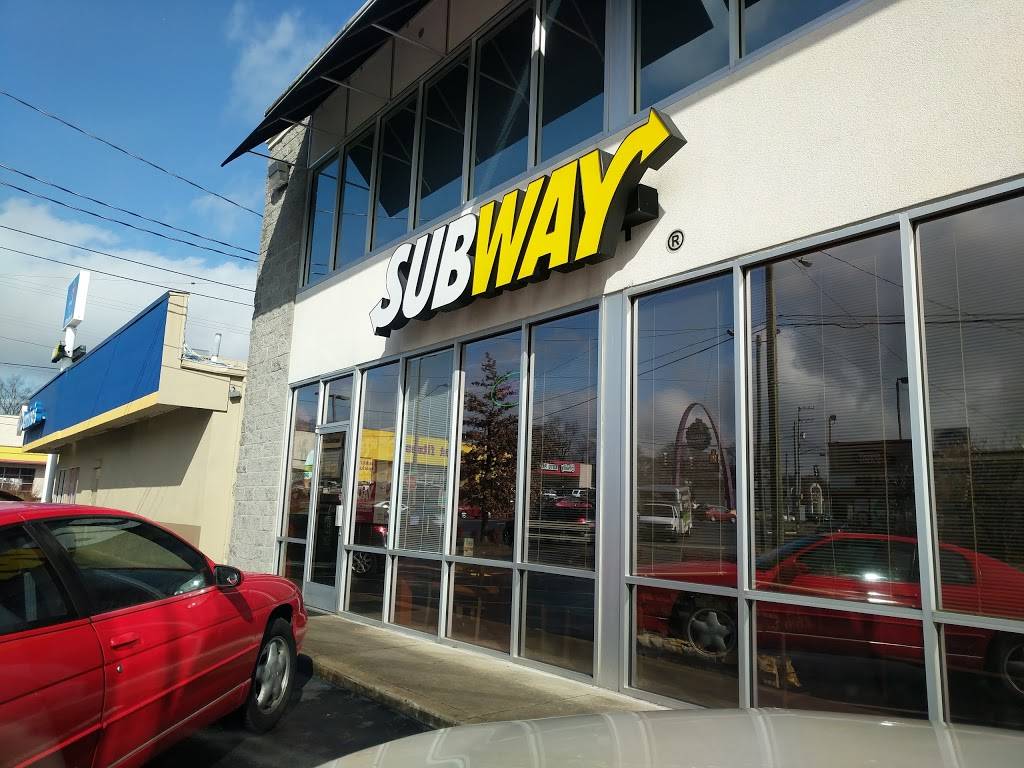 Subway | restaurant | 5633 Charlotte Ave, Nashville, TN 37209, USA | 6153539201 OR +1 615-353-9201