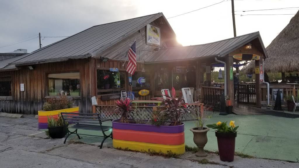 Jack Willies Bar, Grill & Tiki | restaurant | 1013 St Petersburg Dr W, Oldsmar, FL 34677, USA | 8137497932 OR +1 813-749-7932
