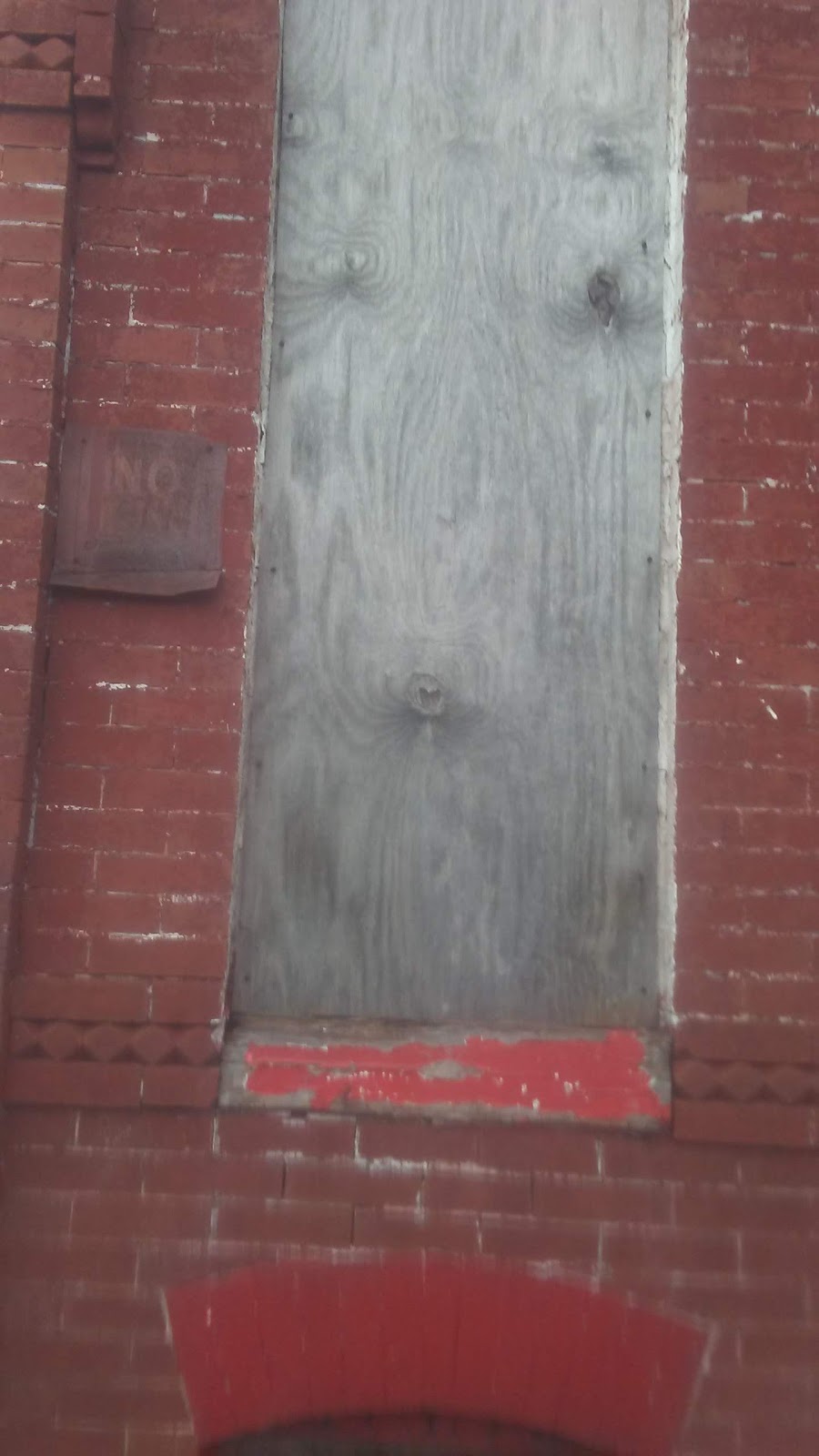 Brown Grocery & Carry Out | restaurant | 1049 N Mount St, Baltimore, MD 21217, USA | 4105232288 OR +1 410-523-2288