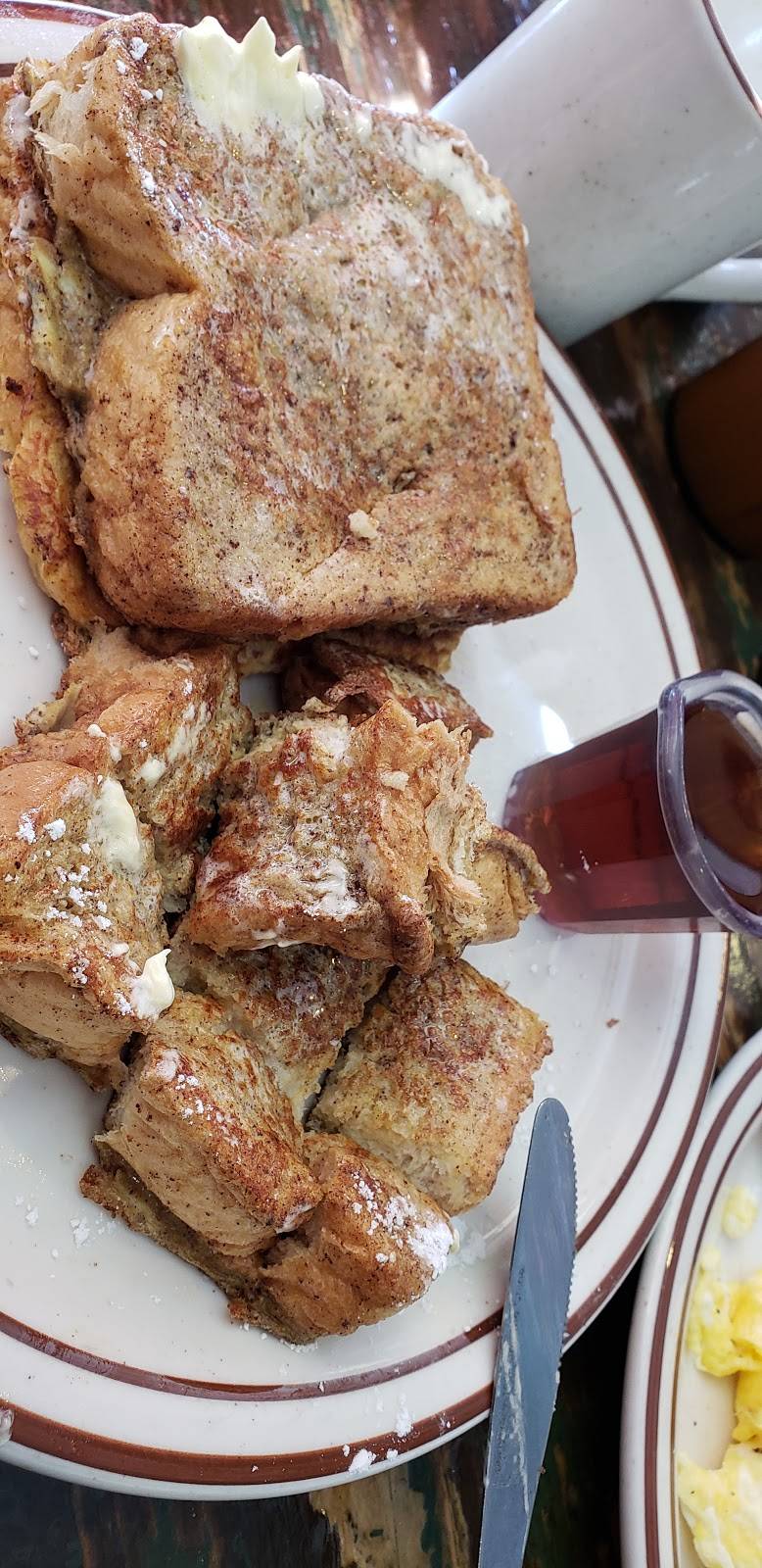 BJs Kountry Kitchen | restaurant | 4944 N Blackstone Ave, Fresno, CA 93726, USA | 5592288864 OR +1 559-228-8864