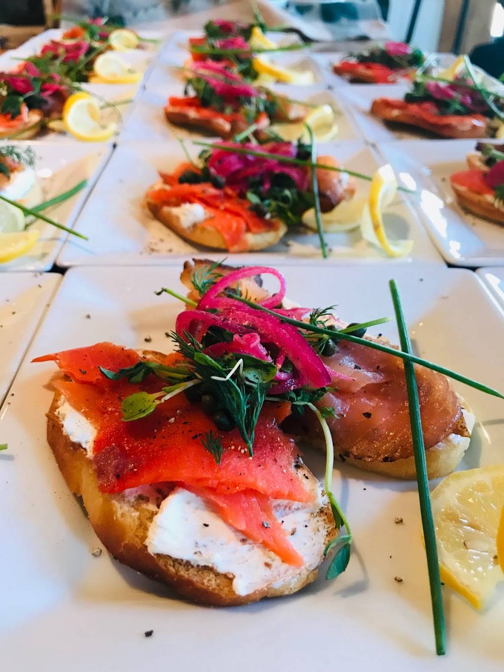 Creve Coeur Club of Peoria | restaurant | 456 Fulton St # 186, Peoria, IL 61602, USA | 3096722267 OR +1 309-672-2267