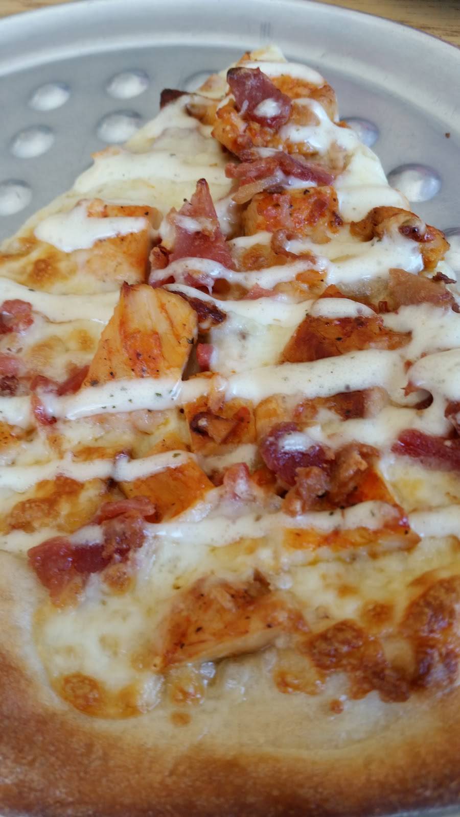 Carlos Gourmet Pizza & Pasta | restaurant | 351 NJ-34, Matawan, NJ 07747, USA | 7325838000 OR +1 732-583-8000